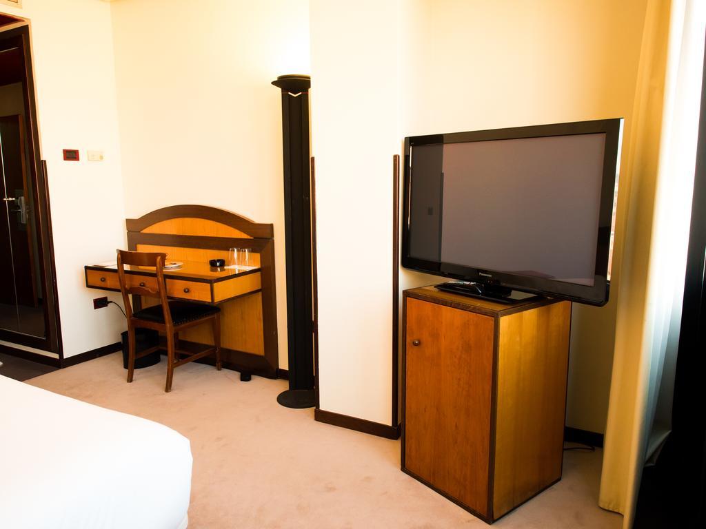 New Hotel Oviedo Room photo