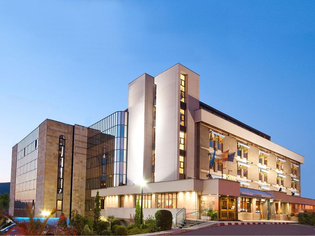 New Hotel Oviedo Exterior photo