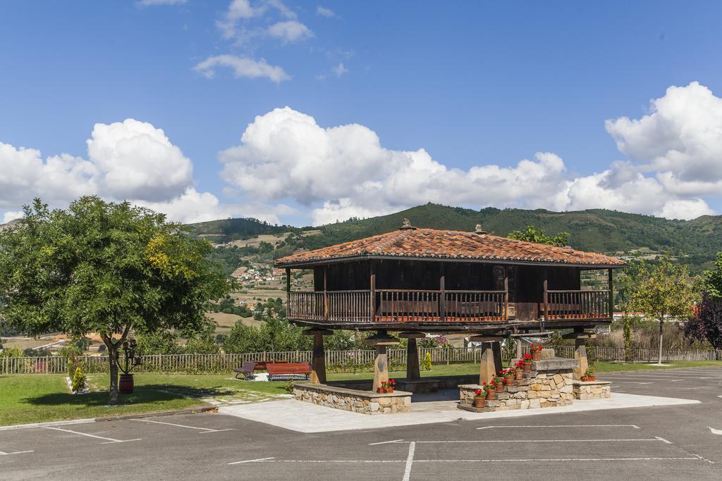 New Hotel Oviedo Exterior photo